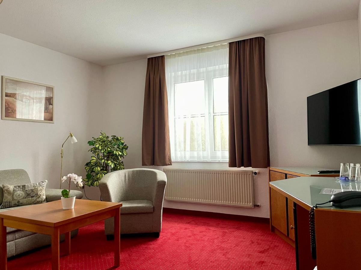gut-Hotel Pommernhotel Barth Buitenkant foto